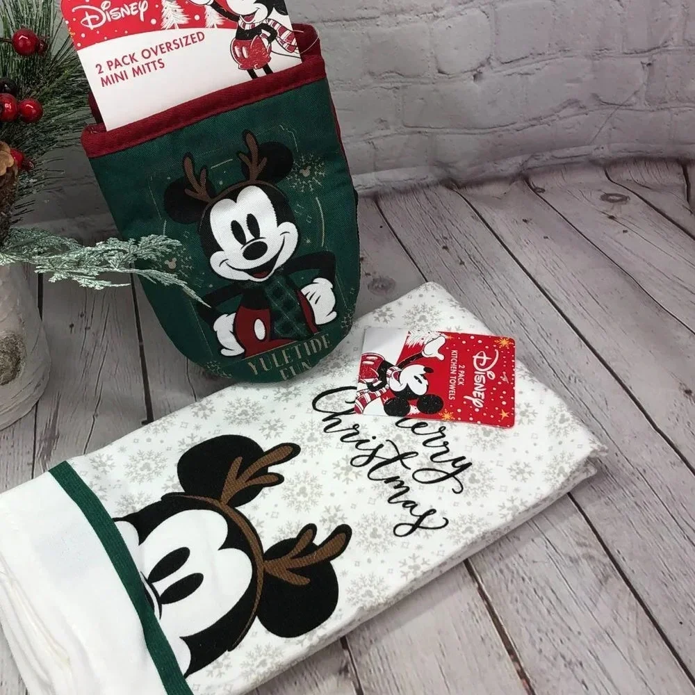 mickey mouse kitchen towels and mini mitt set yuletide fun